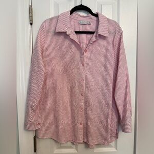 Joan Rivers Petite Seersucker Button
Front Shirt